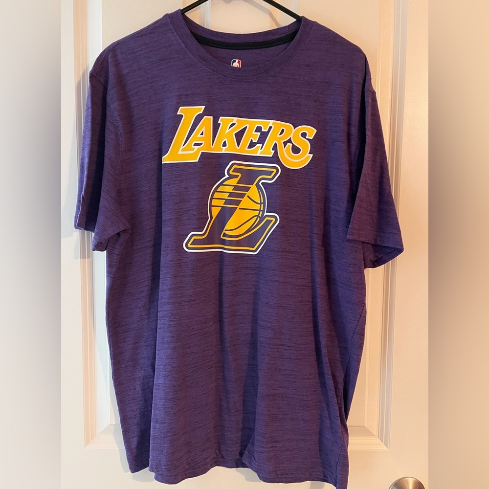 NBA T-shirt men’s Lakers logo